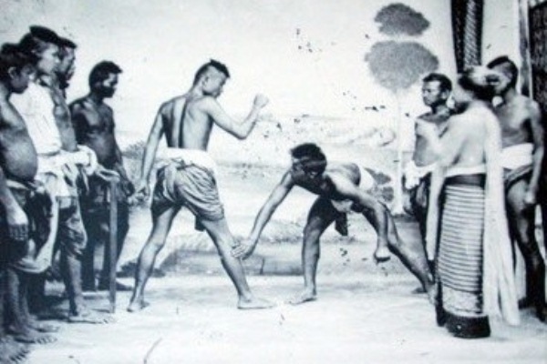 Boxe Siamese - La fonte originaria dell’Okinawa-te